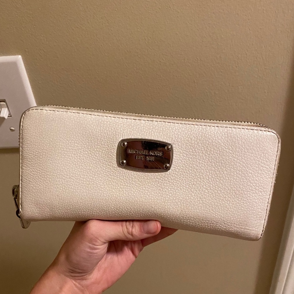Michael Kors wallet